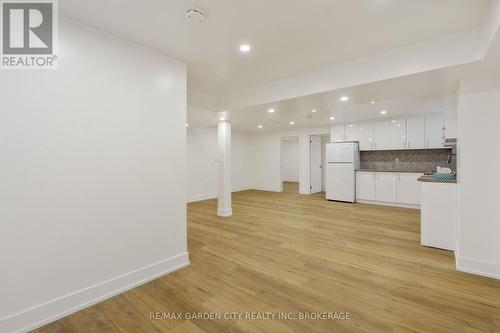 Bsmnt - 1603 Marina Drive, Fort Erie (334 - Crescent Park), ON - Indoor Photo Showing Kitchen