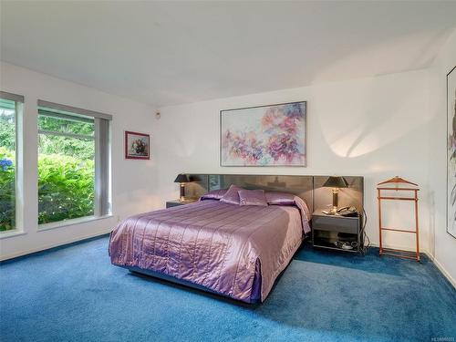 4666 Boulderwood Dr, Saanich, BC 