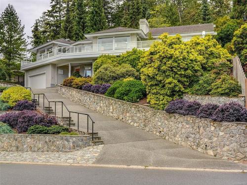 4666 Boulderwood Dr, Saanich, BC 