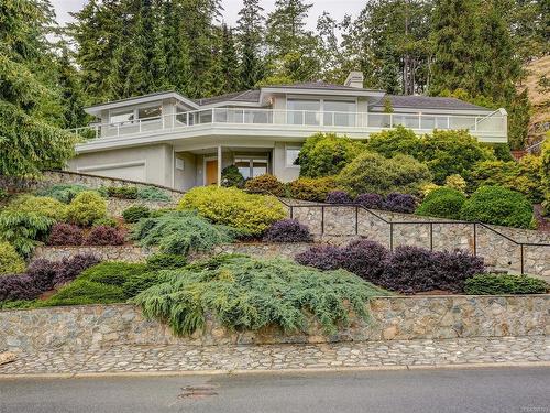 4666 Boulderwood Dr, Saanich, BC 