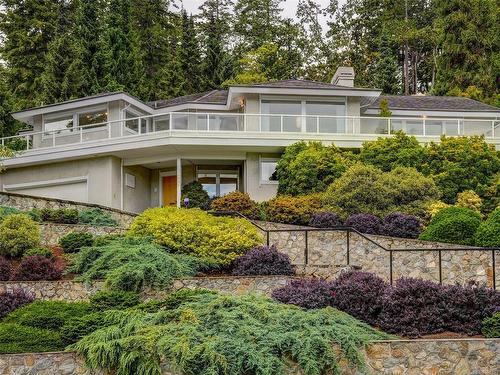 4666 Boulderwood Dr, Saanich, BC 