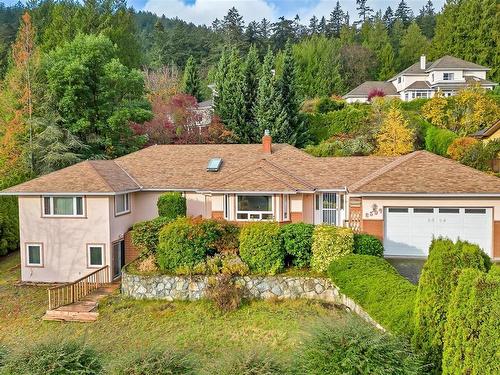 8594 Kingcome Cres, North Saanich, BC 