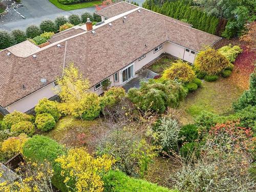 8594 Kingcome Cres, North Saanich, BC 