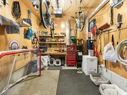 Garage - 