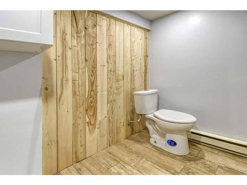 Powder room - 8325 Ch. Du Moulin, Labelle, QC - Indoor Photo Showing Bathroom