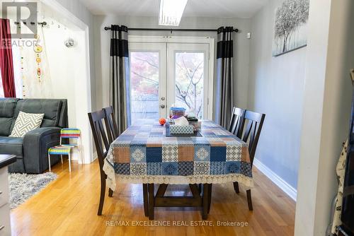 2761 Huntingdon Trail, Oakville, ON - Indoor Photo Showing Dining Room