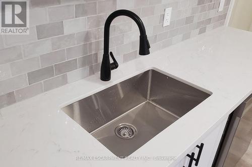 Lower - 2113 Country Club Drive, Burlington, ON - Indoor Photo Showing Kitchen