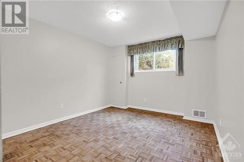 5 Woodmount Crescent, Ottawa, ON - Indoor Photo Showing Other Room