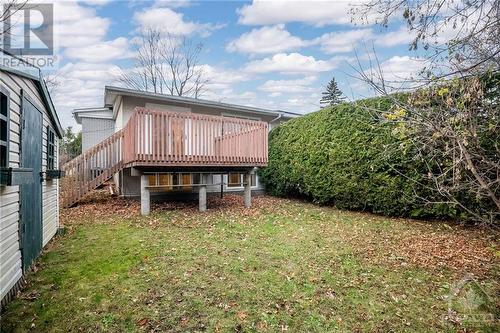 5 Woodmount Crescent, Ottawa, ON - Outdoor