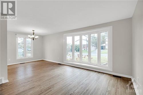 5 Woodmount Crescent, Ottawa, ON - Indoor Photo Showing Other Room