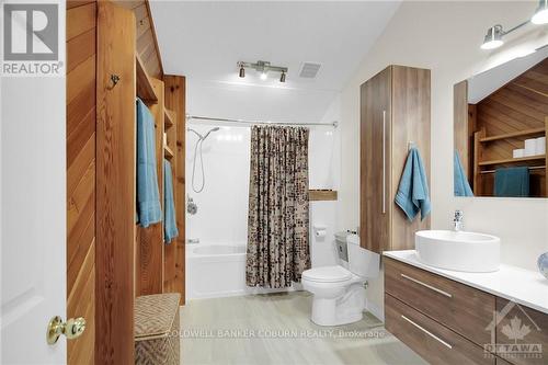 1814 Bedell Road, North Grenville, ON - Indoor Photo Showing Bathroom