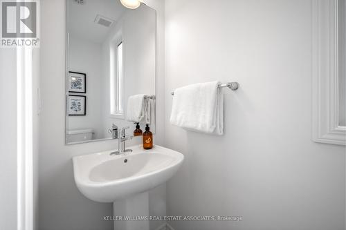 91 Melmar Street, Brampton, ON - Indoor Photo Showing Bathroom