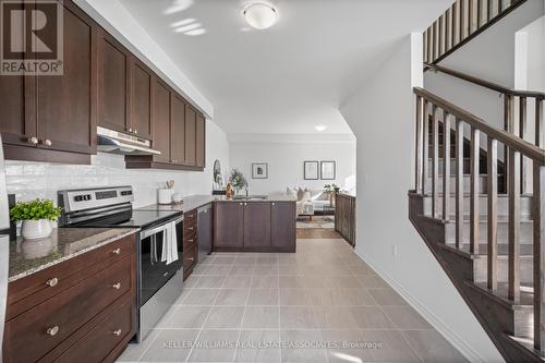 91 Melmar Street, Brampton, ON - Indoor Photo Showing Kitchen