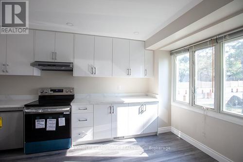 1 - 2079 The College Way, Mississauga, ON - Indoor Photo Showing Kitchen