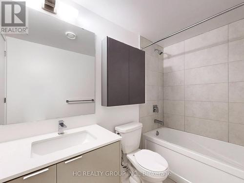 801 - 8 Tippett Road, Toronto, ON - Indoor Photo Showing Bathroom