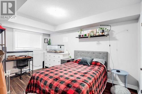 43 Wilkes Crescent, Toronto, ON - Indoor Photo Showing Bedroom