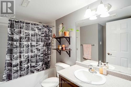 43 Wilkes Crescent, Toronto, ON - Indoor Photo Showing Bathroom