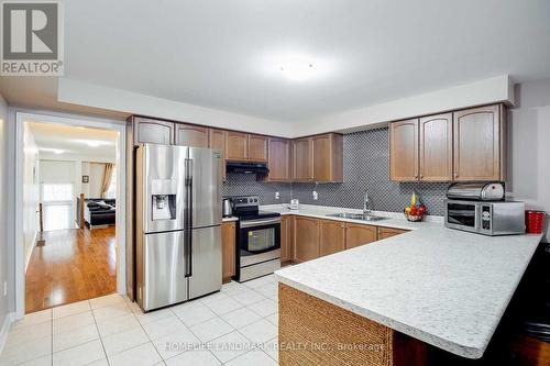 43 Wilkes Crescent, Toronto, ON - Indoor Photo Showing Kitchen