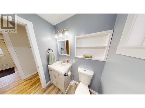 1039 Marsh Road, Quesnel, BC - Indoor Photo Showing Bathroom