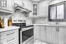 23 Hector Court, Brampton, ON  - Indoor Photo Showing Kitchen With Upgraded Kitchen 