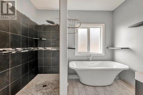 565 San Cabrio Court, Kelowna, BC - Indoor Photo Showing Bathroom