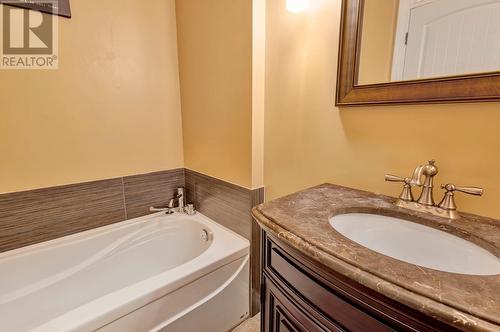 565 San Cabrio Court, Kelowna, BC - Indoor Photo Showing Bathroom