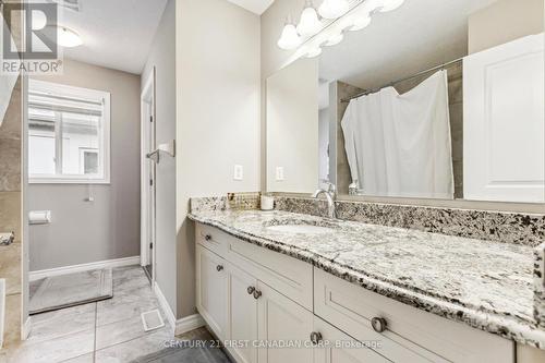 1427 Kains Woods Terrace, London, ON - Indoor Photo Showing Bathroom