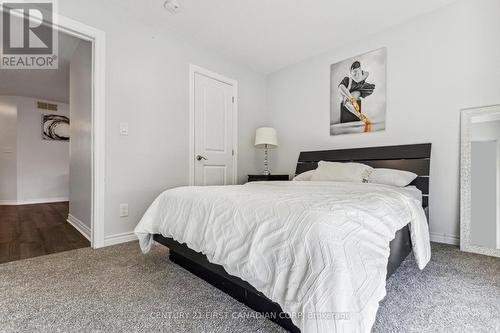 1427 Kains Woods Terrace, London, ON - Indoor Photo Showing Bedroom