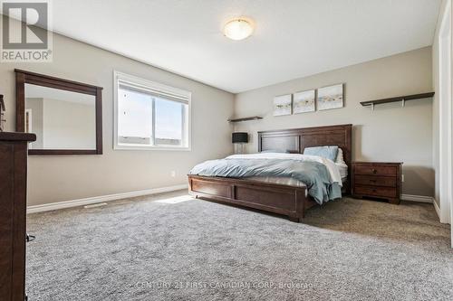 1427 Kains Woods Terrace, London, ON - Indoor Photo Showing Bedroom