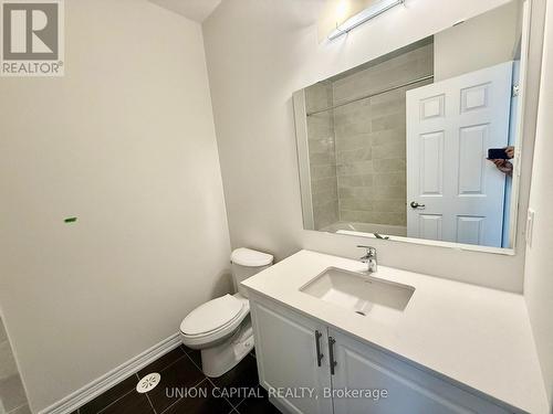 22 Robert Eaton Avenue, Markham, ON - Indoor Photo Showing Bathroom