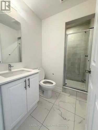 22 Robert Eaton Avenue, Markham, ON - Indoor Photo Showing Bathroom