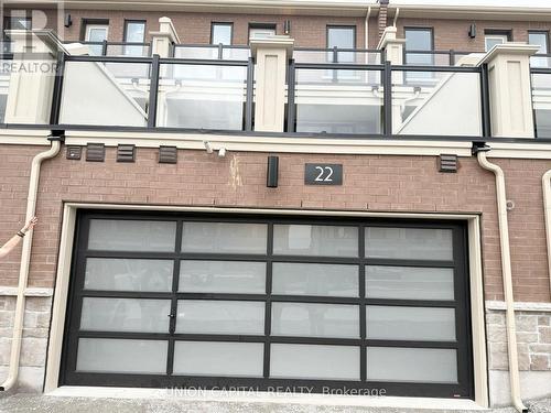 22 Robert Eaton Avenue, Markham, ON - Indoor Photo Showing Other Room