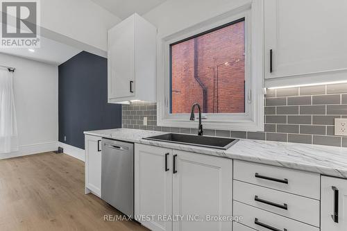 57 Stirton Street, Hamilton, ON - Indoor Photo Showing Kitchen