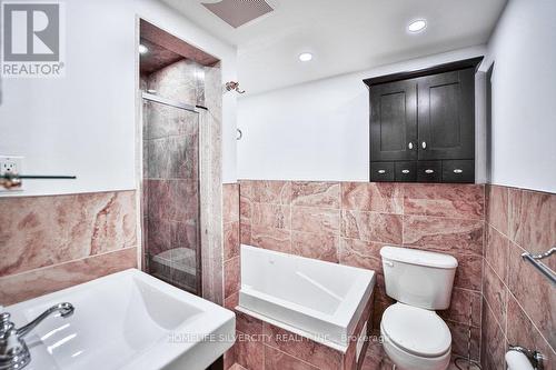 79 Weir Crescent, Toronto, ON - Indoor Photo Showing Bathroom