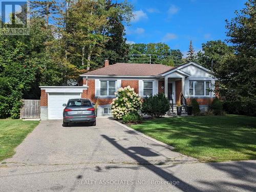 1315 Crossfield Bend, Mississauga, ON - Outdoor With Facade