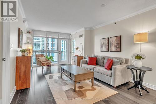 804 - 3 Marine Parade Drive, Toronto, ON - Indoor Photo Showing Living Room