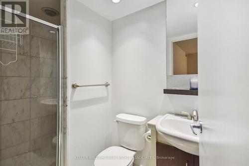 1706 - 8 York Street, Toronto, ON - Indoor Photo Showing Bathroom