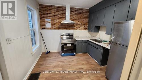 69 Banting Avenue, Oshawa, ON - Indoor Photo Showing Kitchen With Double Sink