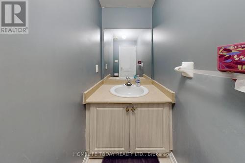 4 Kalmar Crescent, Richmond Hill, ON - Indoor Photo Showing Bathroom