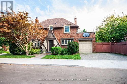 5 Crestview Road, Toronto, ON - Outdoor