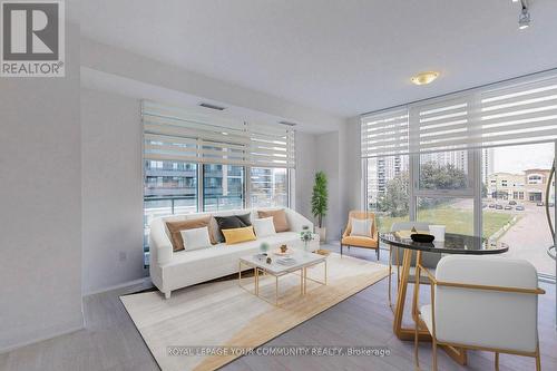 402 - 20 Gatineau Drive, Vaughan, ON - Indoor Photo Showing Living Room