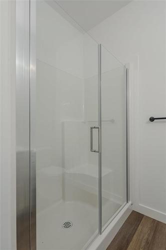 10 Cardinal Way, Landmark, MB - Indoor Photo Showing Bathroom