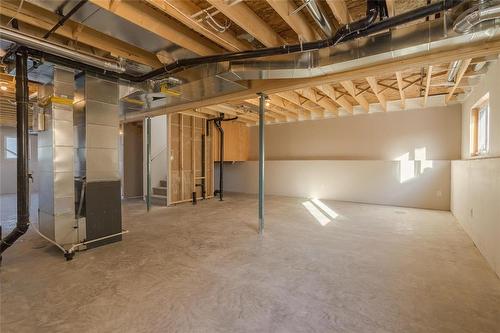 10 Cardinal Way, Landmark, MB - Indoor Photo Showing Basement