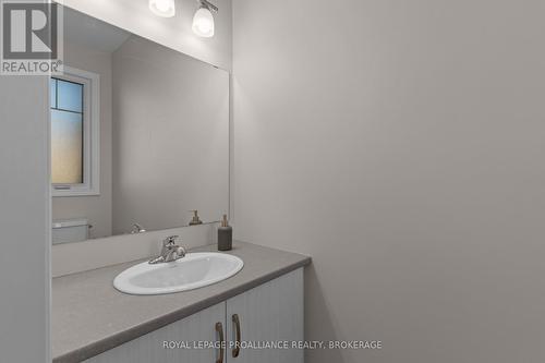 311 Janette Street, Kingston (City Northwest), ON - Indoor Photo Showing Bathroom