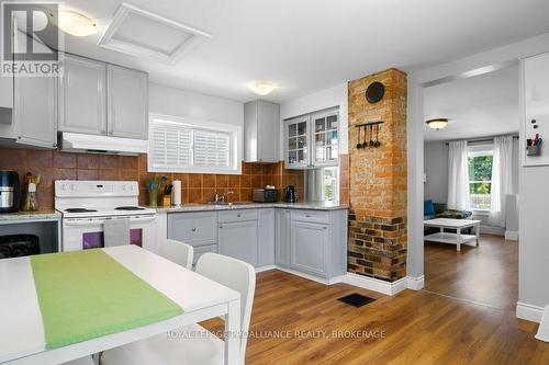 396 Division Street, Kingston (East Of Sir John A. Blvd), ON - Indoor Photo Showing Kitchen