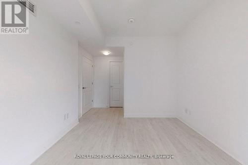 402 - 20 Gatineau Drive, Vaughan, ON - Indoor Photo Showing Other Room