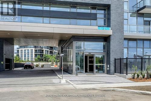 402 - 20 Gatineau Drive, Vaughan, ON - Outdoor