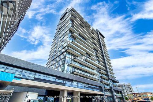 402 - 20 Gatineau Drive, Vaughan, ON - Outdoor