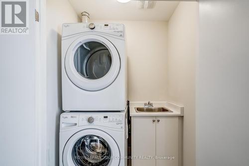 3870 Major Mackenzie Drive, Vaughan, ON - Indoor Photo Showing Laundry Room