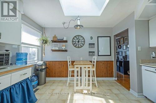 218 Sterling Street, London, ON - Indoor Photo Showing Other Room